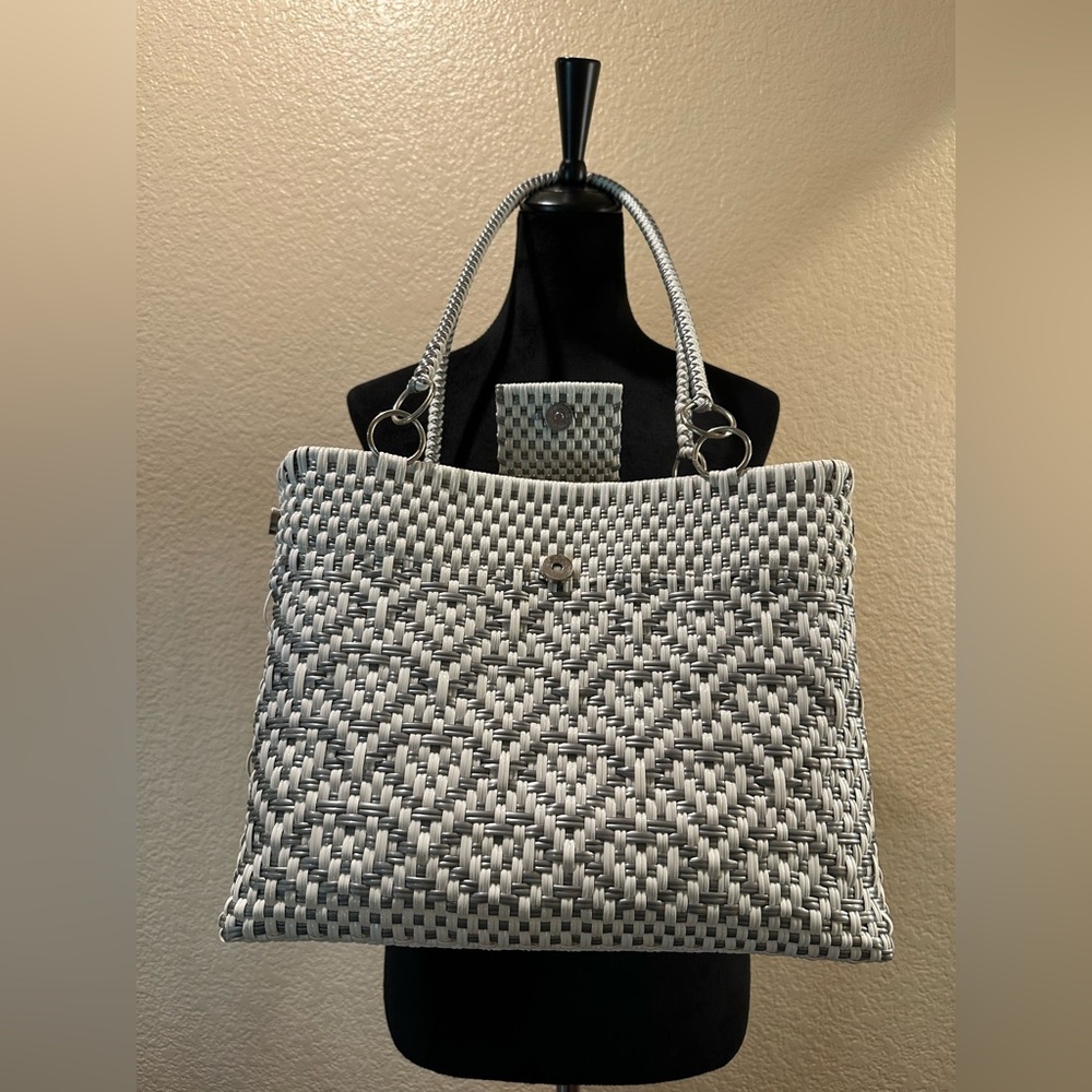 Woven Tote Handbag in White and Gray - Elegant Everyday Carry
